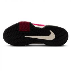 Женские теннисные кроссовки Nike GP Challenge Pro Clay, Pale Ivory/Pink/Sail/Red