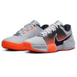Теннисные кроссовки Nike...